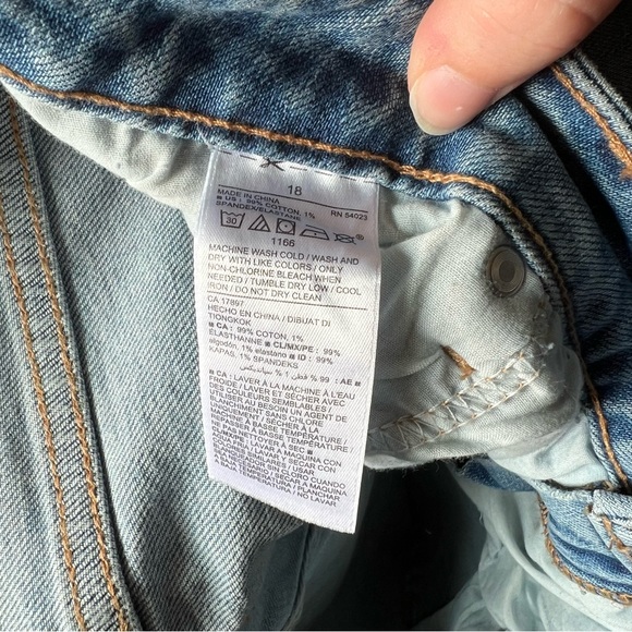 Straight leg jeans - Picture 5 of 6